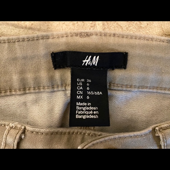 H&M colored skinny jeans size 6! - Picture 2 of 3